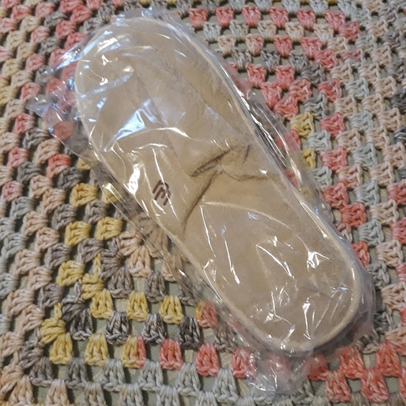 Mens Slippers - Picture 3 of 4